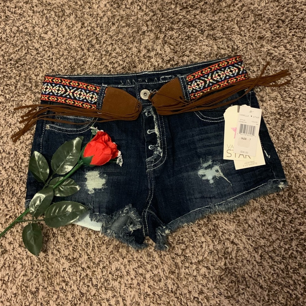 NWT/Vanilla Star Shorts/Size 7 Juniors